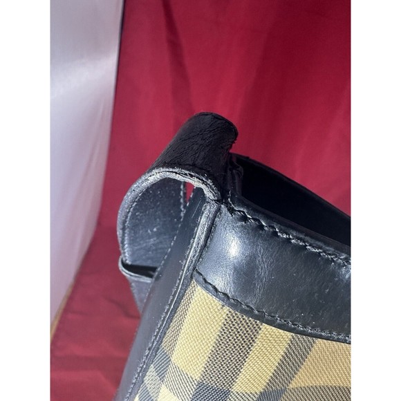 Burberry London Classic Haymarket Check Medium‎ Handbag, Italy T-02-2 - Picture 14 of 16
